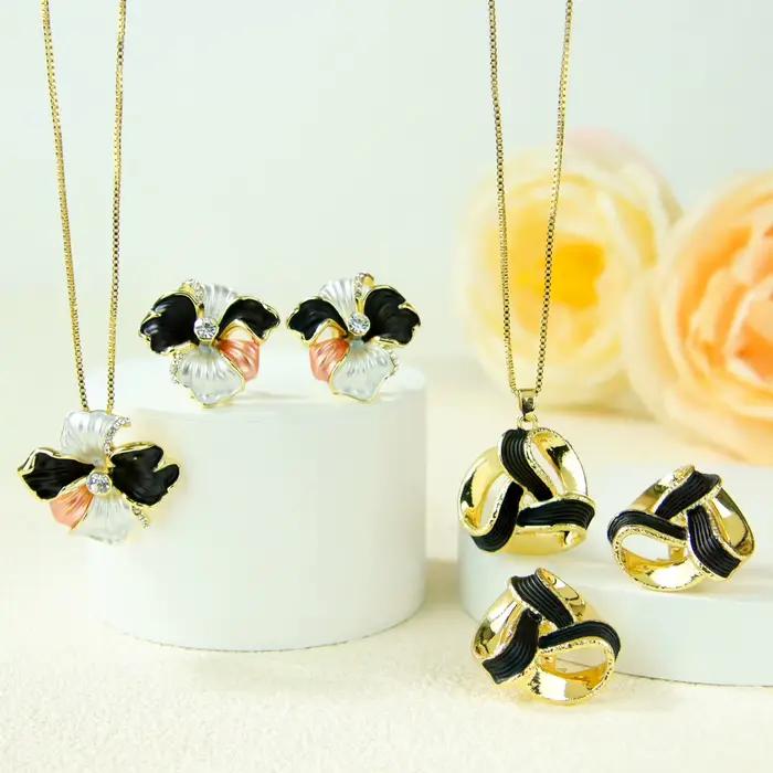 Parure de bijoux fantaisie italienne