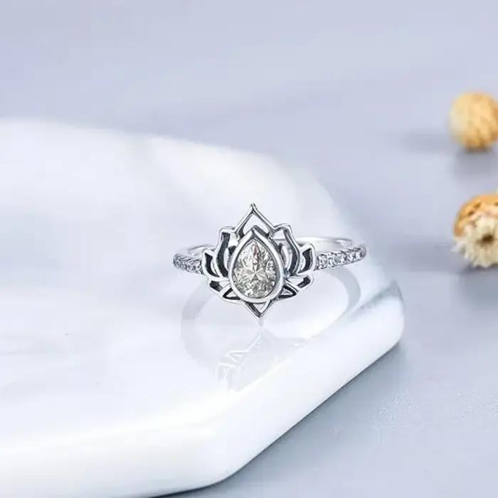 Anneau en argent sterling 925 sertie de zirconium blanc fleur de lotus pour femmes occasions spéciales cadeau d'amitié anniversaire mariage