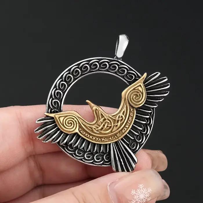 Collier aigle Odin style punk en acier inoxydable pour hommes bijou mythologie nordique cadeau occasions spéciales