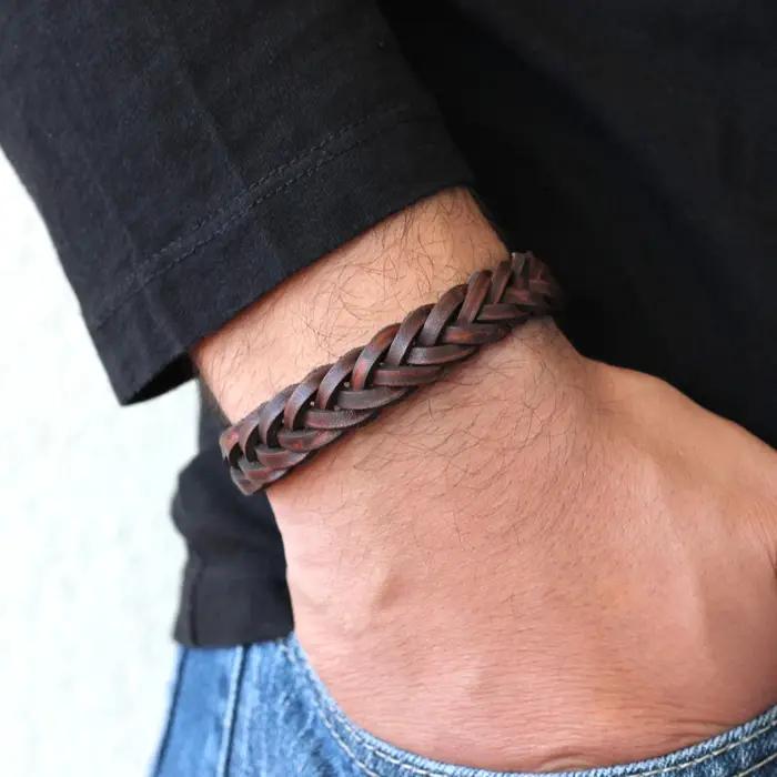 Bracelet en cuir tressé pour hommes