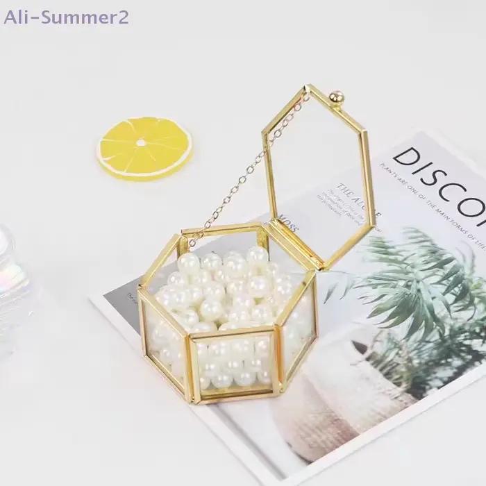 Boîte à bagues hexagonale en verre doré pour femmes, coffret de rangement et décoration rétro élégant à offrir pour occasions spéciales