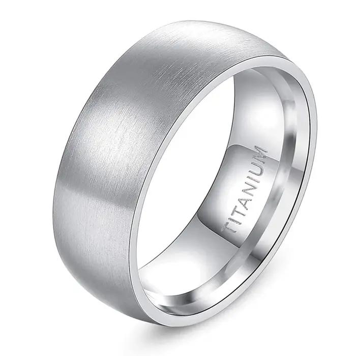Tigrade 4/6/8mm brossé Simple couleur argent/noir bague en titane hommes minimaliste alliance bagues de fiançailles
