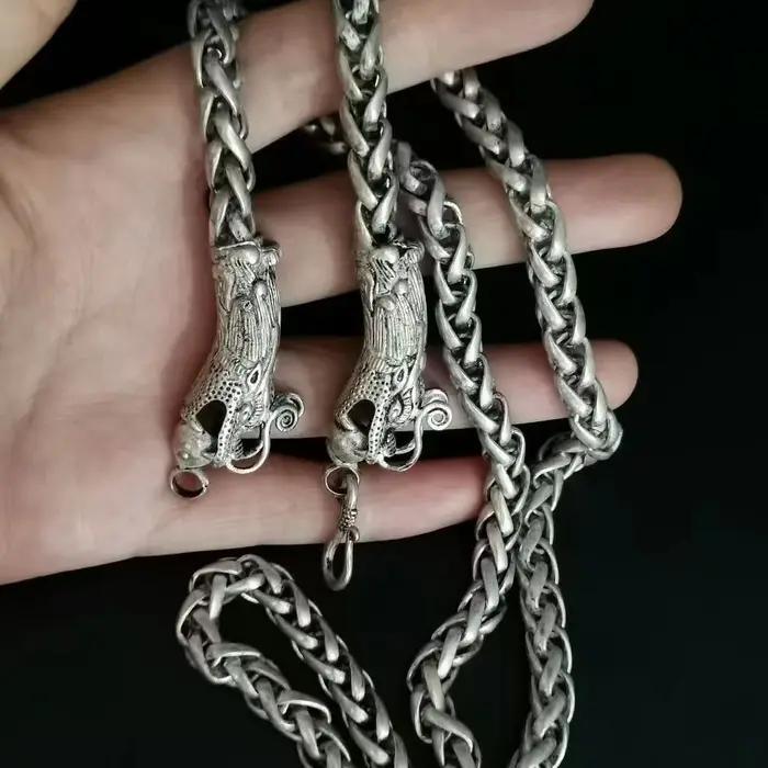 Collier vintage tibétain en argent avec pendentif tête de dragon