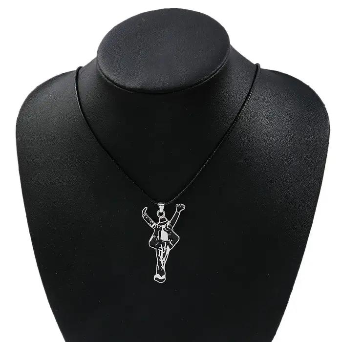 Collier Pendentif Personnalisé Danseur Étoile – Bijou Masculin Tendance