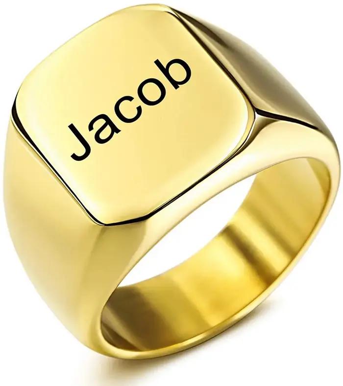Bague signet monogramme initial tendance pour hommes