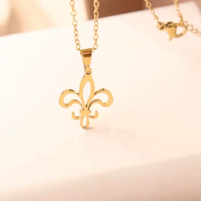 Collier Fleur de Lis en acier inoxydable avec pendentif fleur lys pour femmes occasions spéciales et style mode