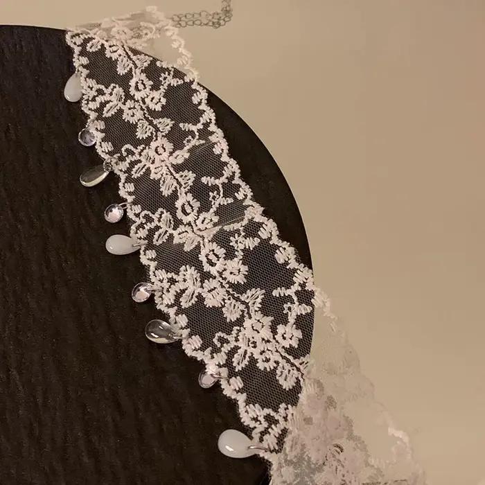 Collier ras du cou en dentelle fine pour femmes élégantes, carré subtil, dentelle classique, bijoux fins, cadeaux pour femmes, occasions spéciales