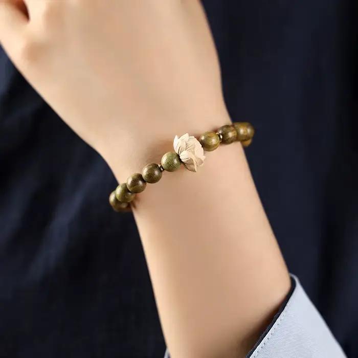 Bracelet Vintage en Bois de Lotus et Perles avec Pendentif Fleur Bijou Traditionnel pour Hommes et Femmes Occasions Religieuses Cérémonies Soirées Elégantes