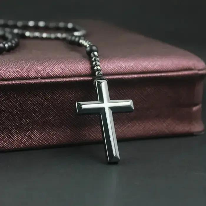 Collier Croix en Hématite pour Homme
