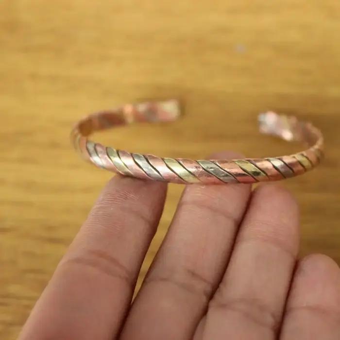 Bracelet ethnique tibétain 3 documents en cuivre tressé 6mm