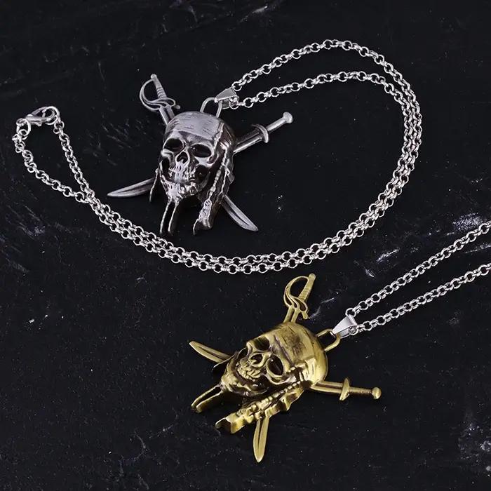 Collier à breloques des Pirates des Caraïbes pour hommes et femmes avec crâne Jack Sparrow, cadeau pour anniversaire, bijoux vintage pour homme et femme, cadeau de collection