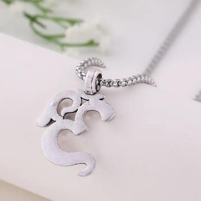 Collier Om Vintage pour Yoga et Méditation Hindoue Amulette Respirer Bijou Sanskrit Indien Unisexe Occasions Spéciales