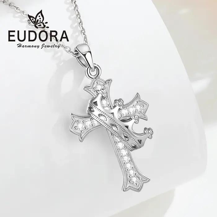 Collier croix couronne en cuivre classique unisexe symbole de foi pour femmes et hommes occasions religieuses et familiales