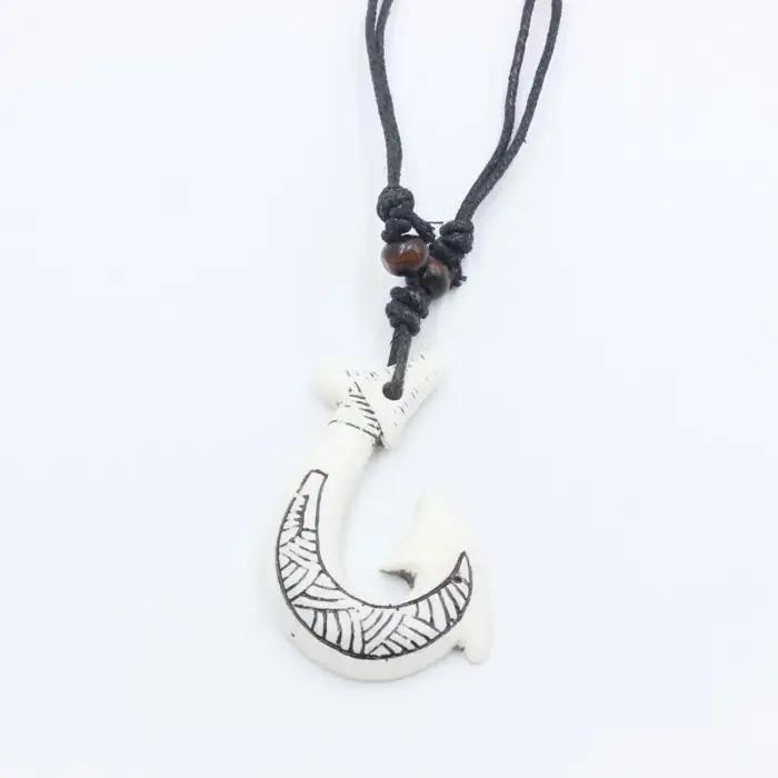 Collier en forme d'hameçon maori de Nouvelle-Zélande pour homme et femme