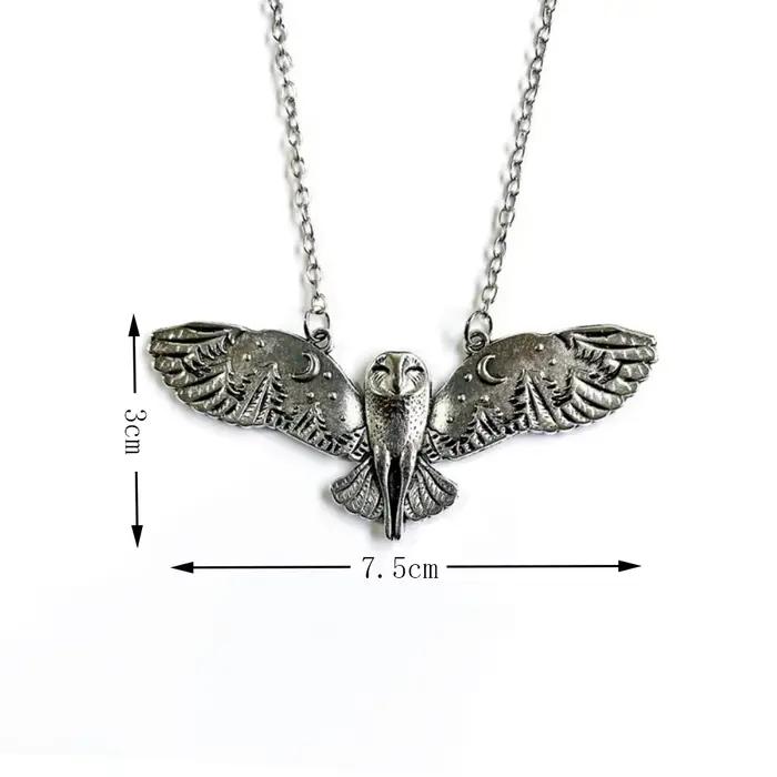 Collier rétro pour hommes et femmes, pendentif hibou créatif, ailes volantes, bijoux de vacances, cadeaux de vacances, nouvelle collection
