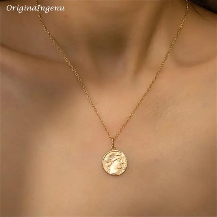 Collier de déesse de la fortune en métal doré personnalisable avec pendentif antique pour femmes occasions spéciales