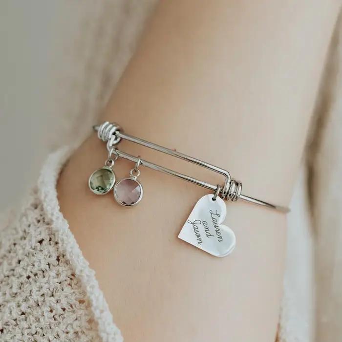 Bracelet personnalisé avec pierre de naissance