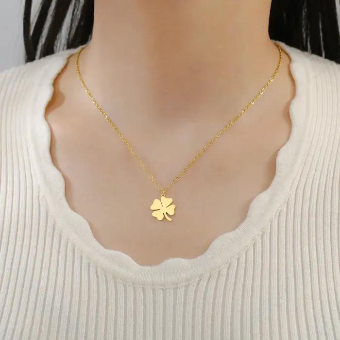 HIPEE Collier pendentif trèfle porte-bonheur en acier inoxydable