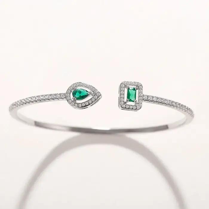 Bracelet manchette en zircon cubique
