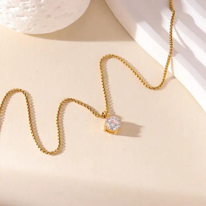 Collier en acier inoxydable avec pendentif géométrique incrusté de cristal doré/argent pour femmes occasions spéciales
