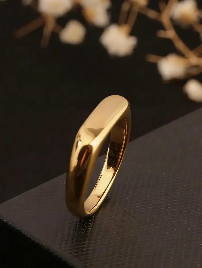 Bague signet géométrique lisse en forme de longue bande