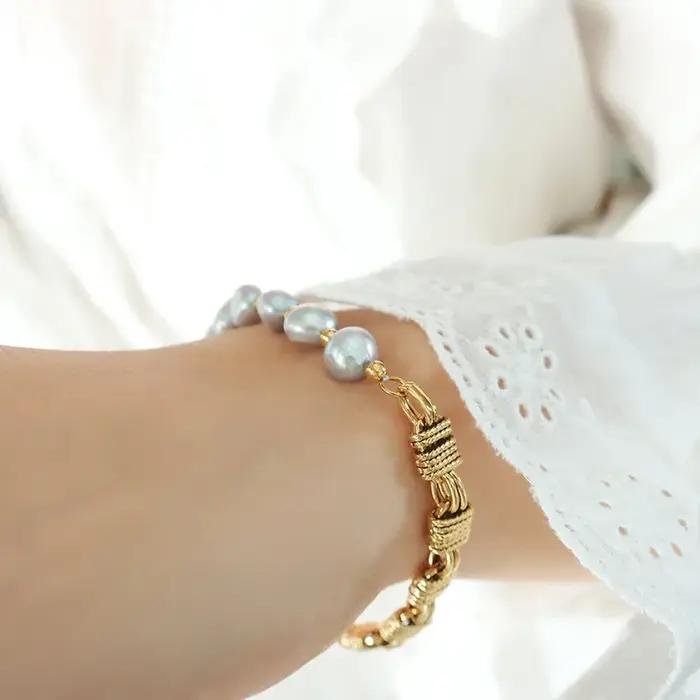 Bracelet en perles d'eau douce grises