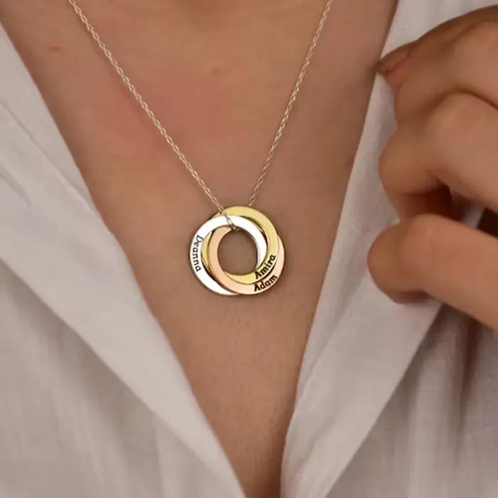 Collier personnalisé en acier inoxydable plaqué or avec nom pour femme, cadeau d'amour pour anniversaire, fiançailles, mariages et autres occasions spéciales