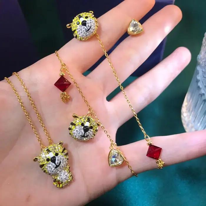Collier hippocampe série animaux