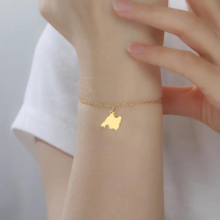 Bracelet porte-bonheur de Majorque en acier inoxydable avec breloques pour femmes pour occasions spéciales et protection