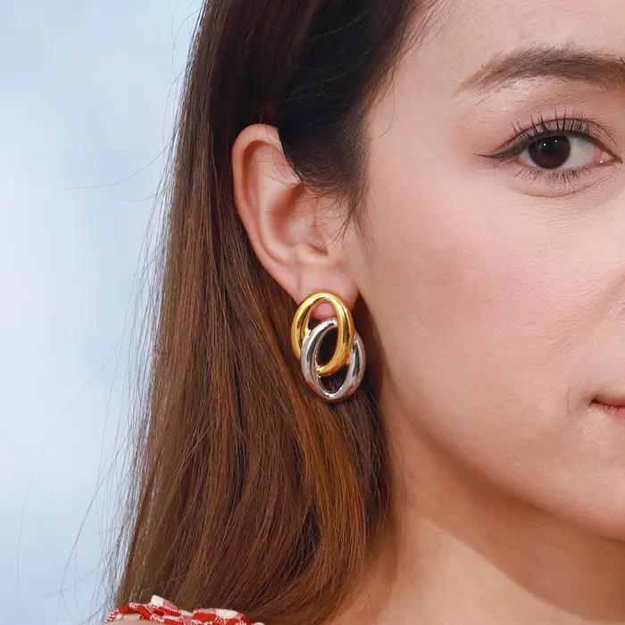 Yori or argent couleur correspondant O-Wrap boucles d'oreilles de déclaration 18K PVD plaqué Simple élégant métal
