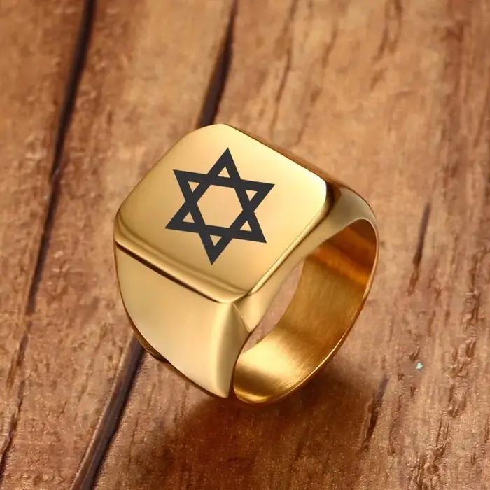 Bague chevalière Pinky personnalisée en acier inoxydable doré avec gravure étoile de David pour hommes occassions spéciales