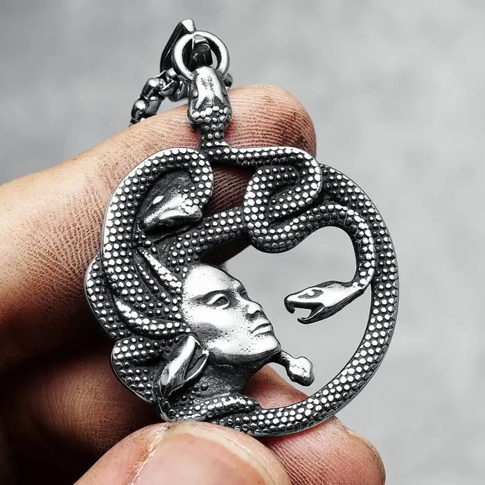 Pendentif Serpent Médusa en acier inoxydable 316L pour homme collier Punk Rock Hip Hop cadeau amitié occasions spéciales
