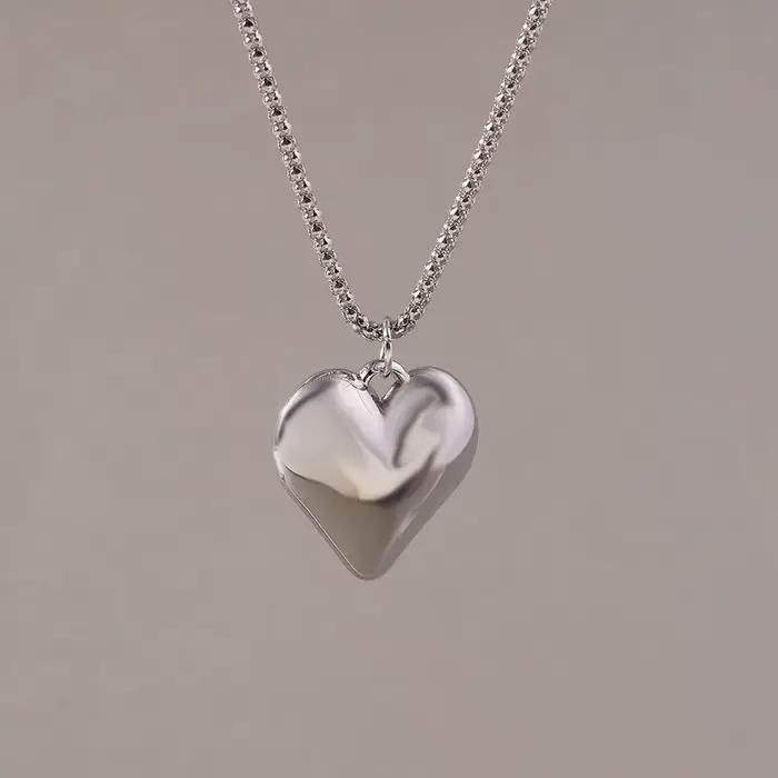 Collier plaqué argent avec cœur en alliage de zinc pour homme et femme occasions spéciales gothique hip hop rock