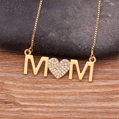 Nidin – collier avec pendentif en cristal incrusté