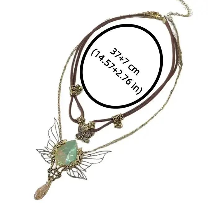 Collier vintage avec ailes en strass