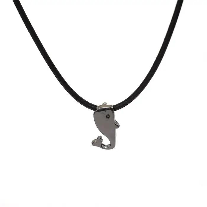 Collier élégant en forme de baleine de requin Manta pour hommes